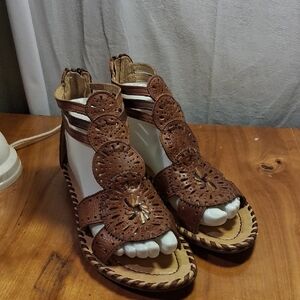 Pikolinos Women's Gladiator Sandals Size 38